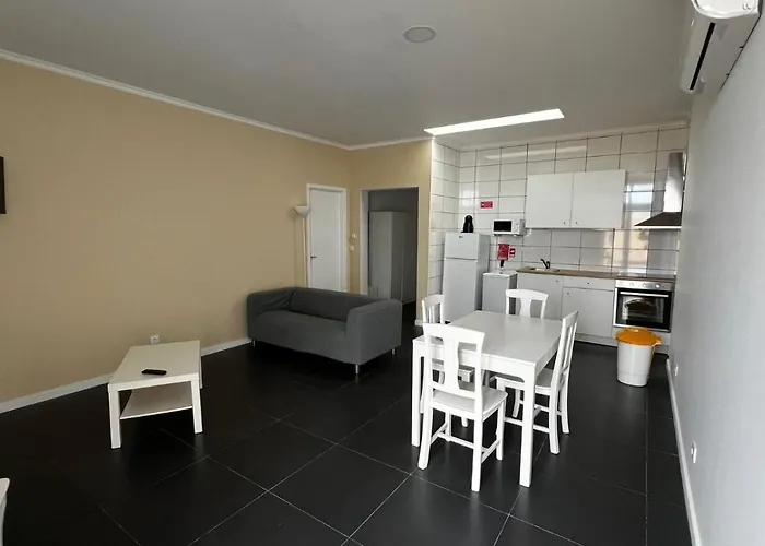 White Pico Lodge